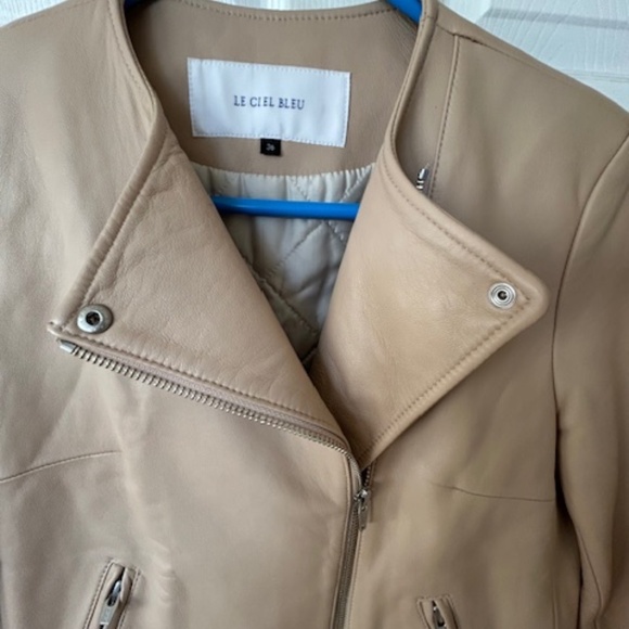 Women's Tan Leather Jacket - Picture 5 of 10